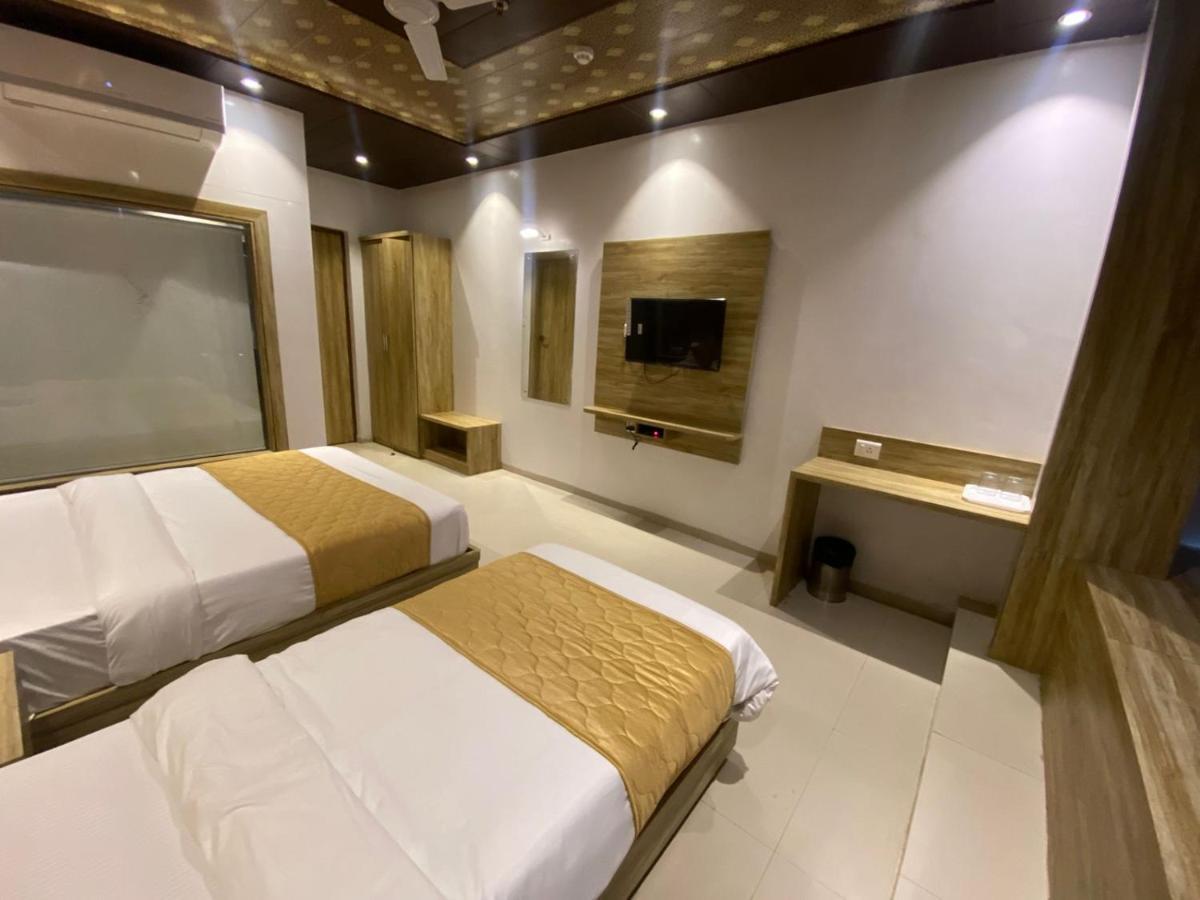 Hotel Bkc Crown - Near Trade Centre, Visa Consulate Mumbai Exterior foto