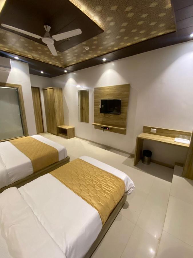 Hotel Bkc Crown - Near Trade Centre, Visa Consulate Mumbai Exterior foto